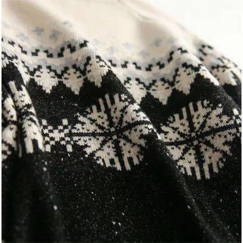 Half Turtleneck Knitted Snowflake Retro Loose Sweater