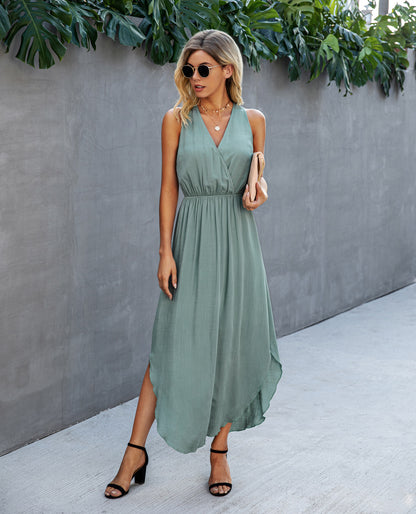 Fashion Solid Color V-neck Sleeveless Curved Skirt Female Dress