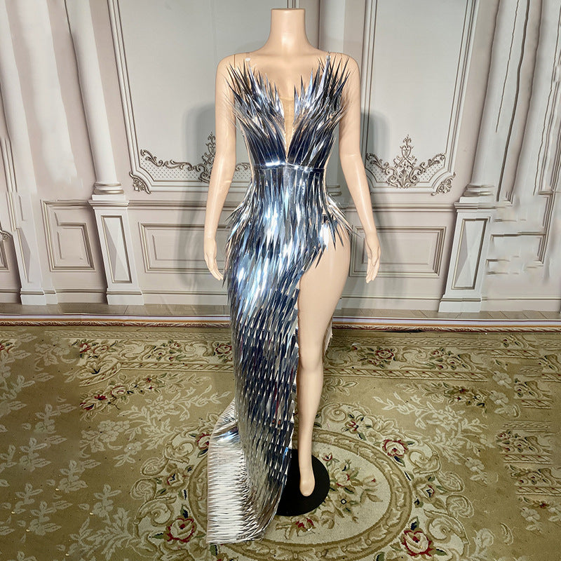 Luxury Sequined Evening Dress with Side Slit and Tail