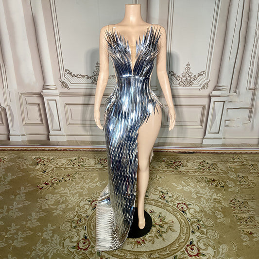 Luxury Sequined Evening Dress with Side Slit and Tail