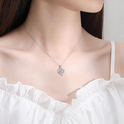 Women Luxury Love Rhinestones Beating Heart-shaped Necklace