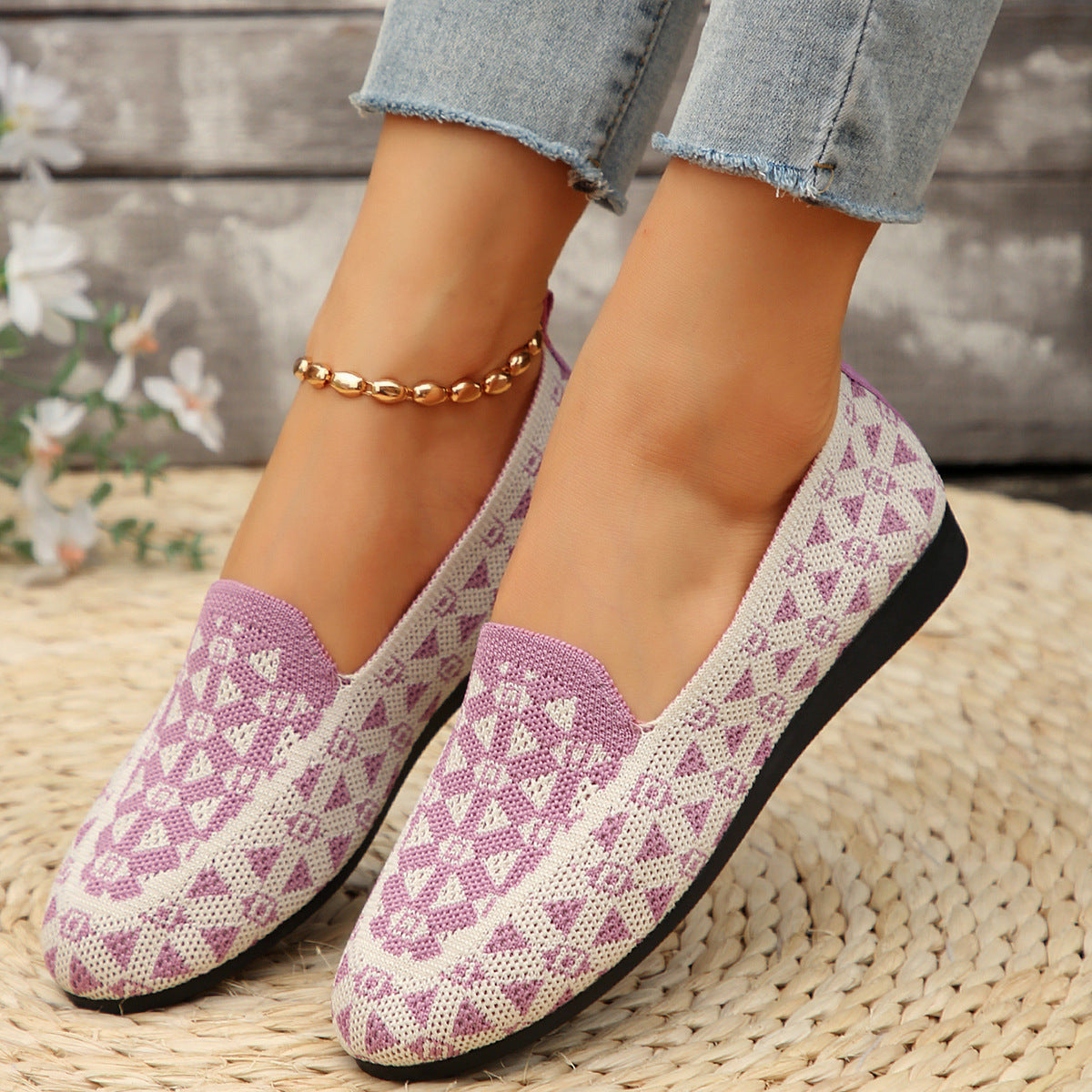 Women's Printed Round Toe Flats - Breathable & Knitted