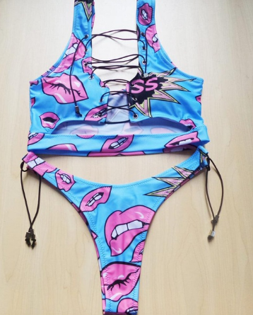 Bikini con cordones de piña 