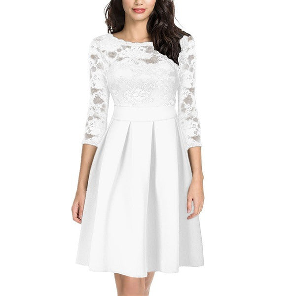 Vestido de encaje de cóctel ligeramente cocinado para mujer