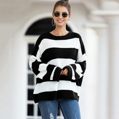 Round neck striped color-block sweater