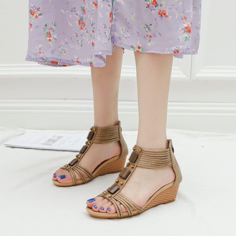 Chaussures romaines à plateforme zippée au dos