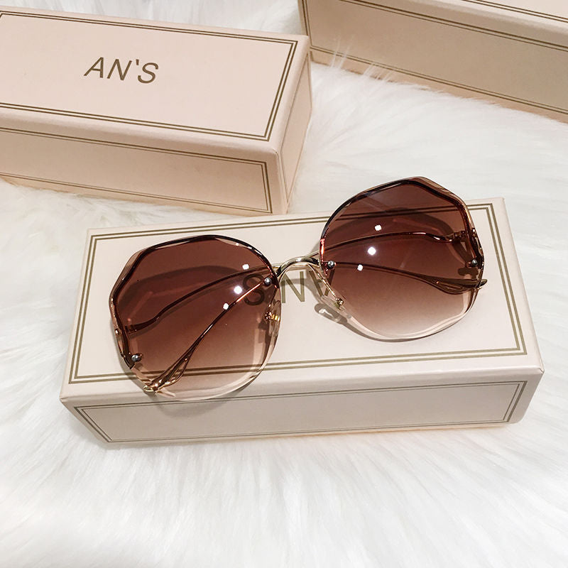 Fashion Gradient Borderless Cut-Edge Sunglasses