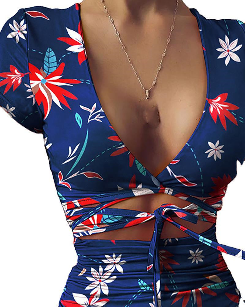 Robe plissée à volants pour femmes à manches courtes