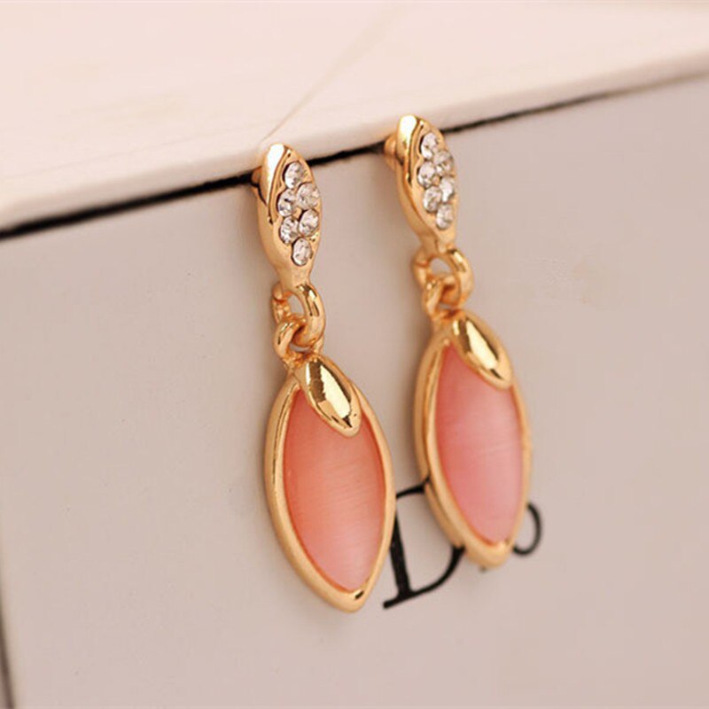 Boucles d'oreilles simples en opale