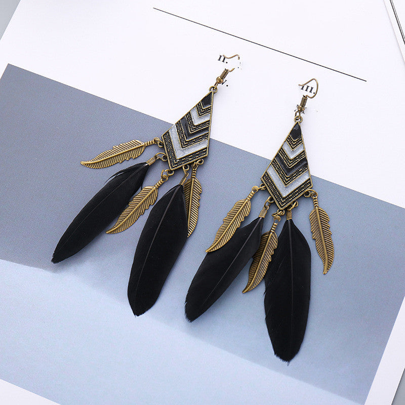 Pendientes largos de plumas con borla de hoja de diamante para accesorios bohemios femeninos 