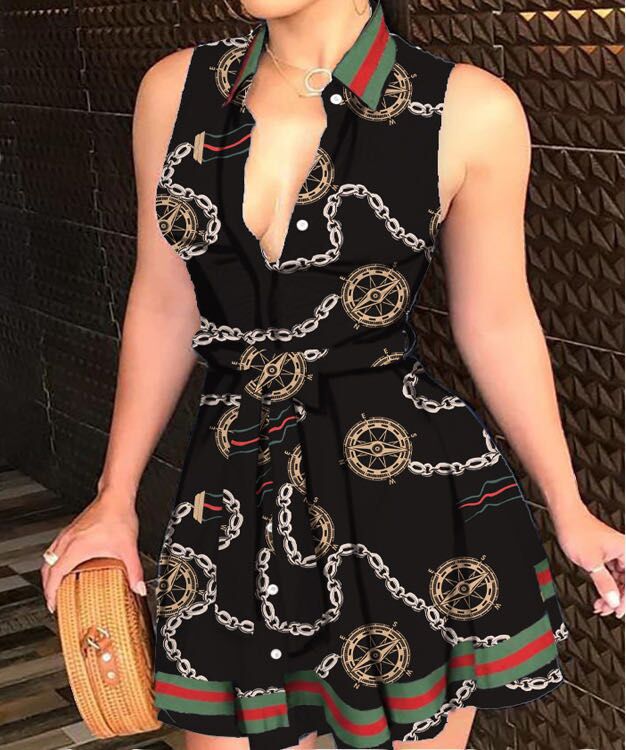 Vestido con estampado de moda y correa con cuello en V