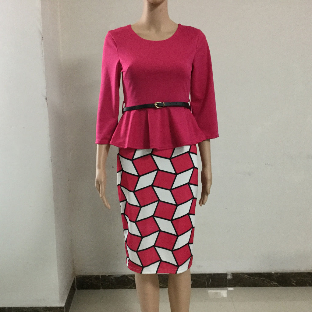 Robe à la hanche imprimée à volants