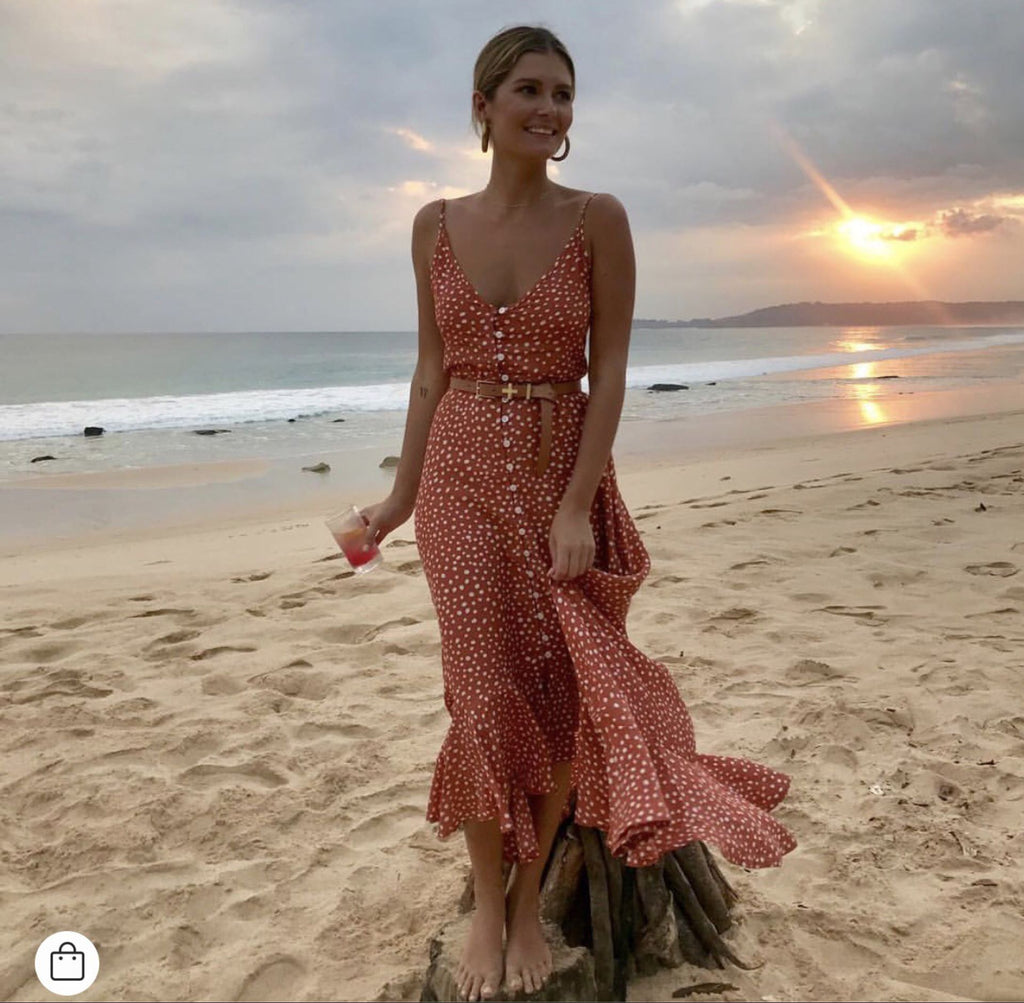 Vestido con volantes de lunares