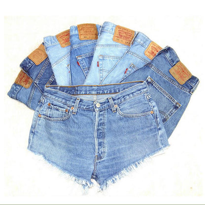 Women's thin denim shorts with raw edges