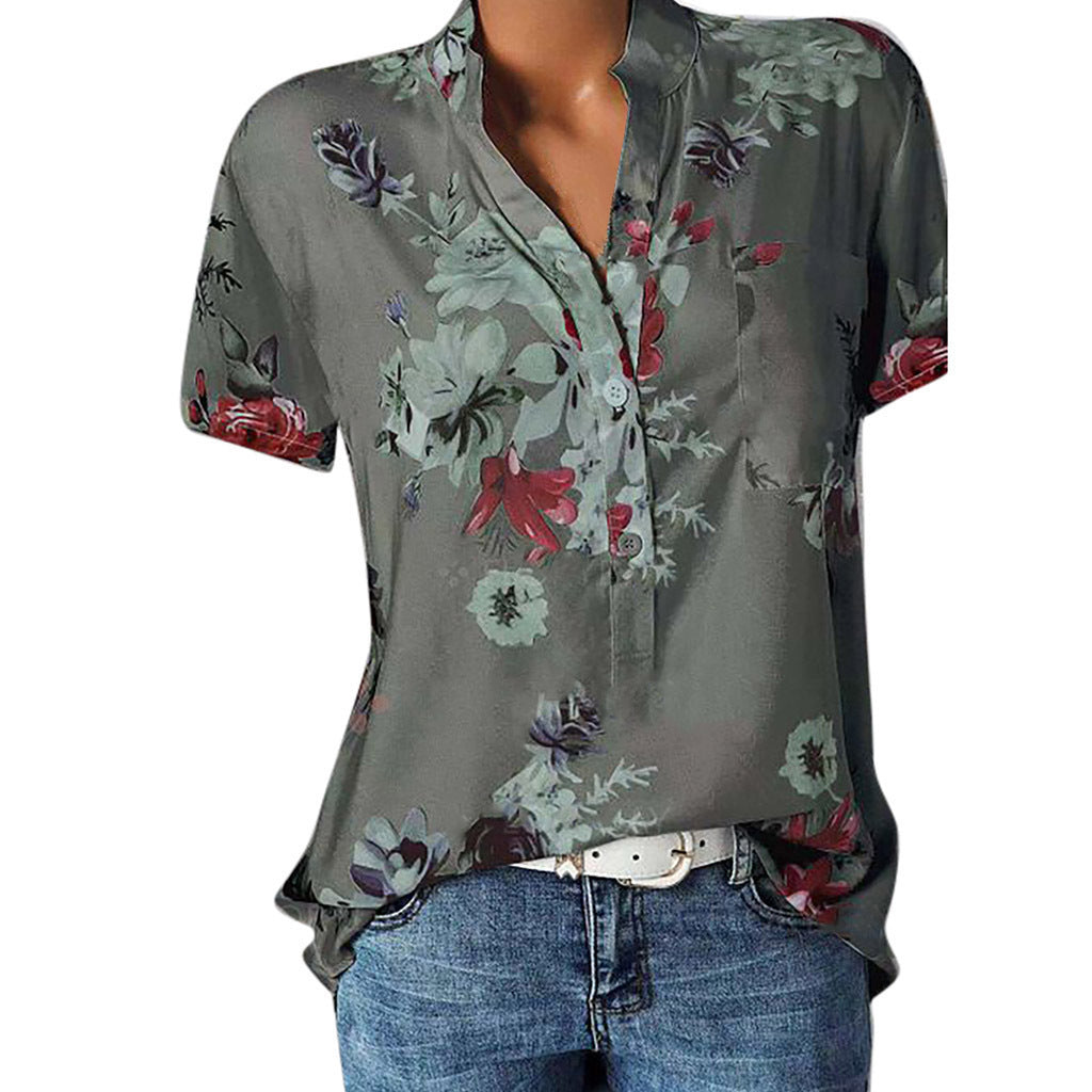 Camisa de manga corta con cuello en V estampada a la moda.