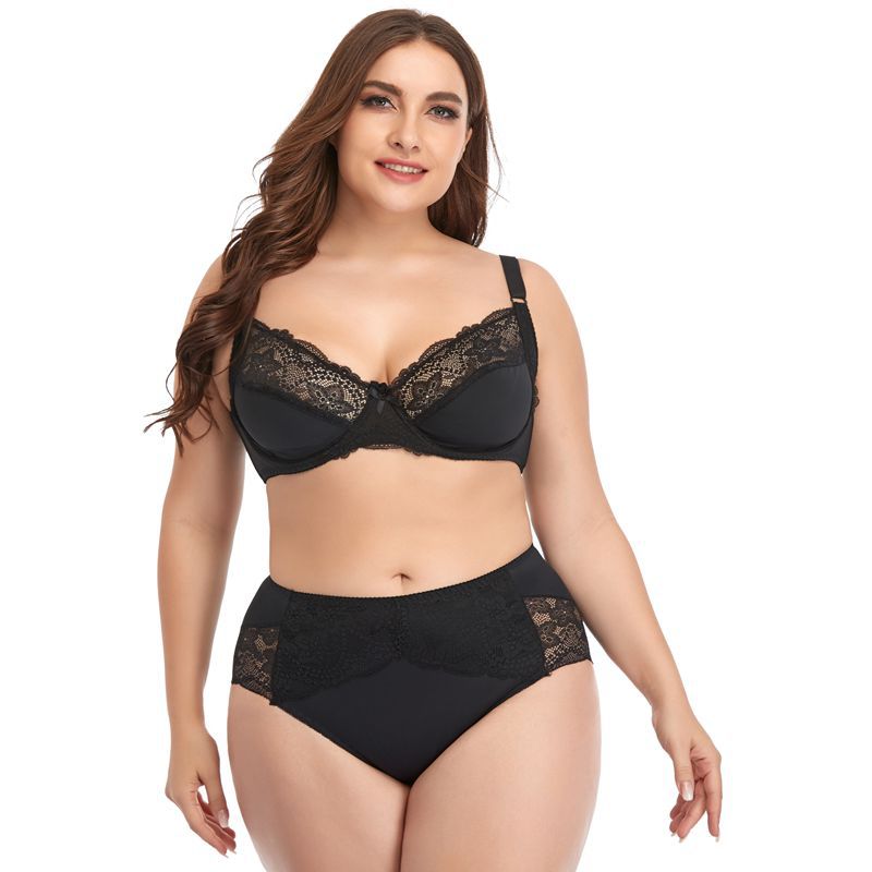 Plus Size Underwire Lace Trim Lingerie