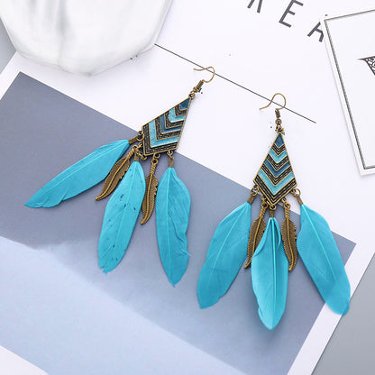 Pendientes largos de plumas con borla de hoja de diamante para accesorios bohemios femeninos 