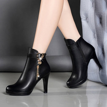 Bottes en cuir d'automne pour femmes