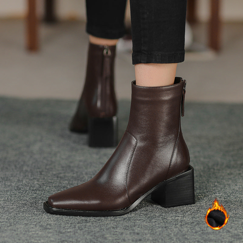 Botines de mujer en piel con tacón grueso y punta cuadrada