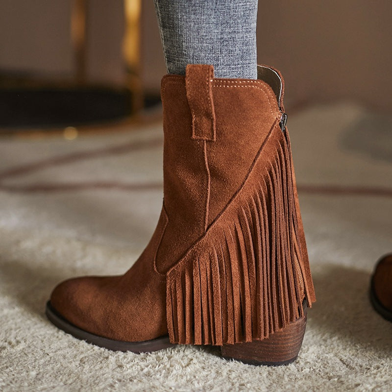 Thick heel pointed tassel boots