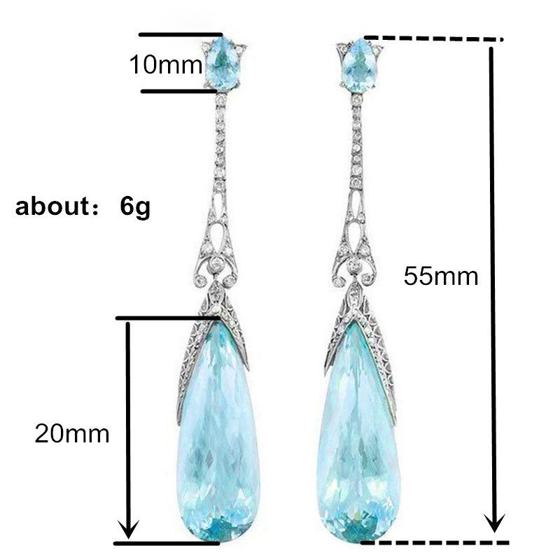Boucles d'oreilles simples goutte d'eau atmosphérique