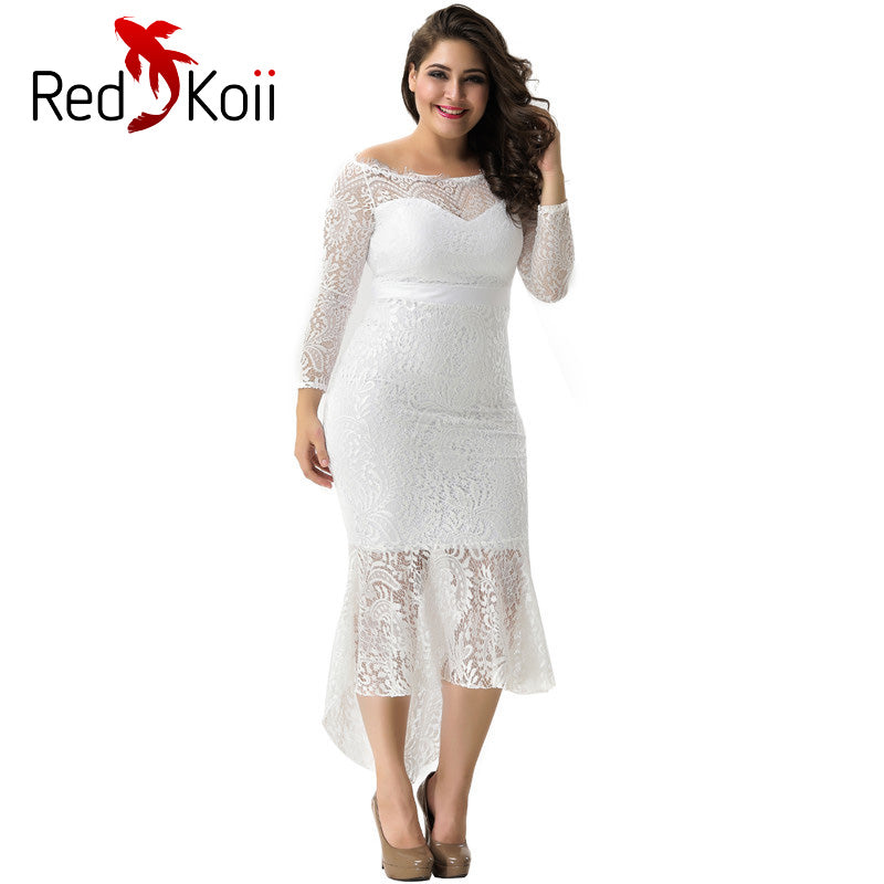 Robe brodée en dentelle à manches longues