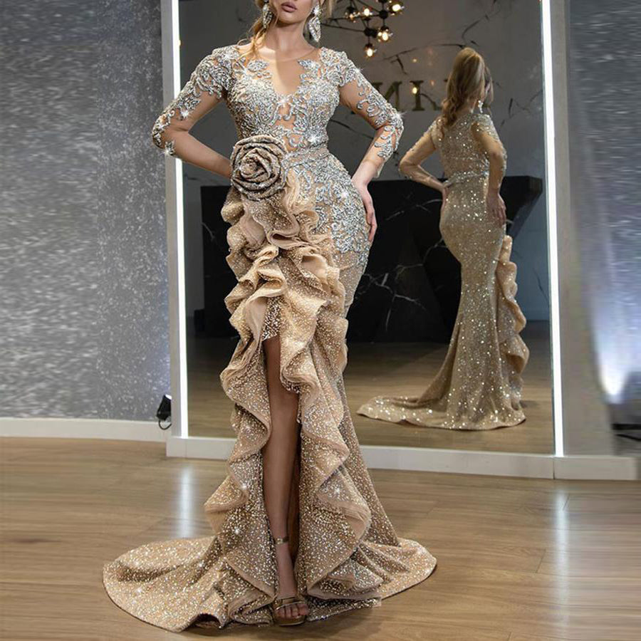 Robe de soirée traînante or saupoudrée pour femme