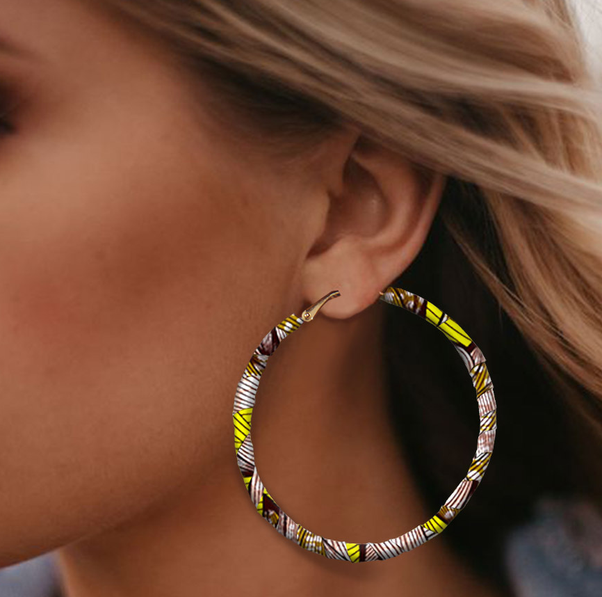 Boucle d'oreille à imprimé tie-dye