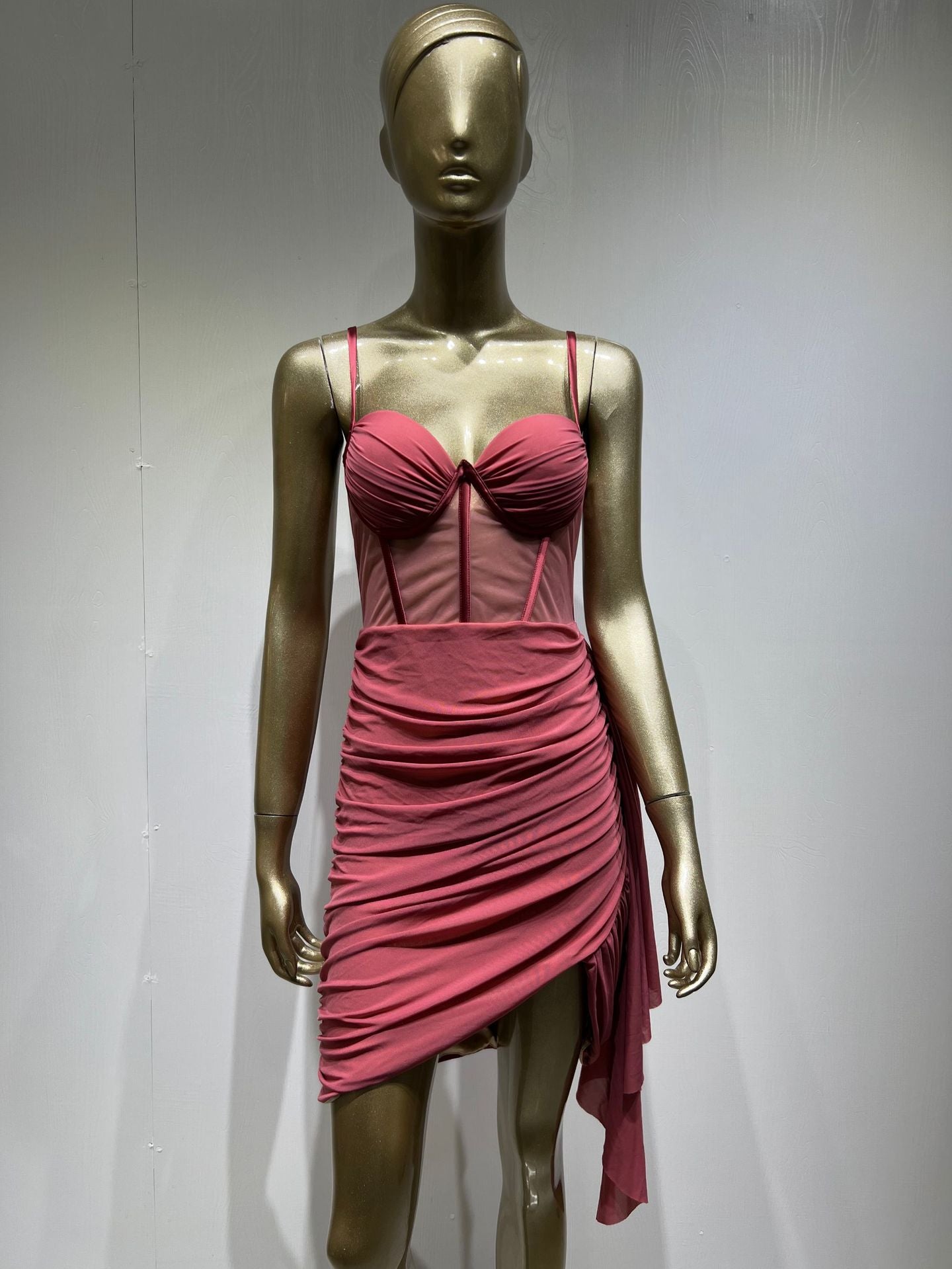 Robe de soirée jupe plissée à bretelles