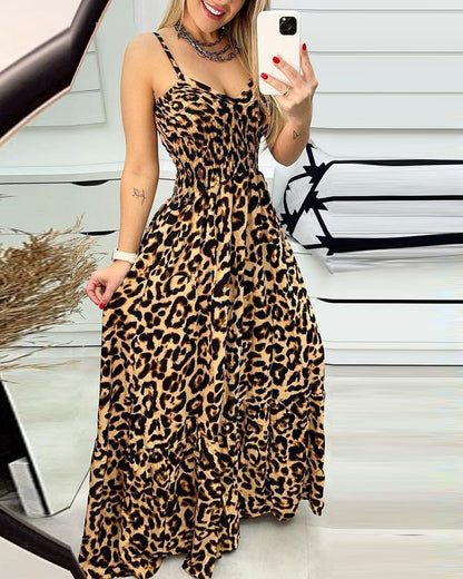 Vestido de cintura media con estampado de leopardo 