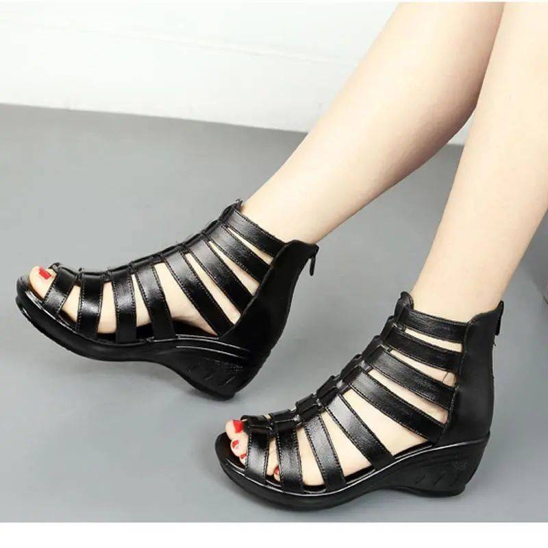 Soft Leather Roman Sandals