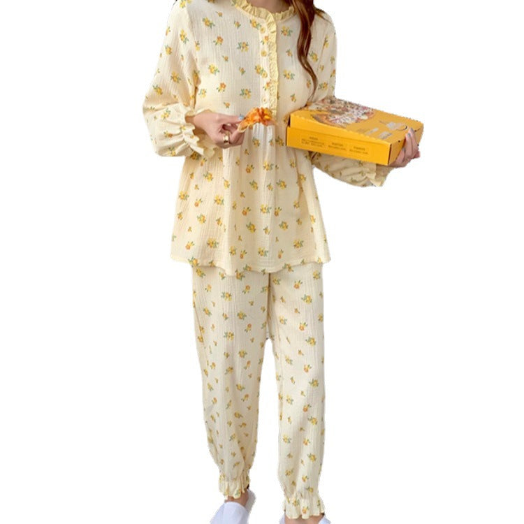 Pyjama à petits carreaux contrastants à imprimé floral