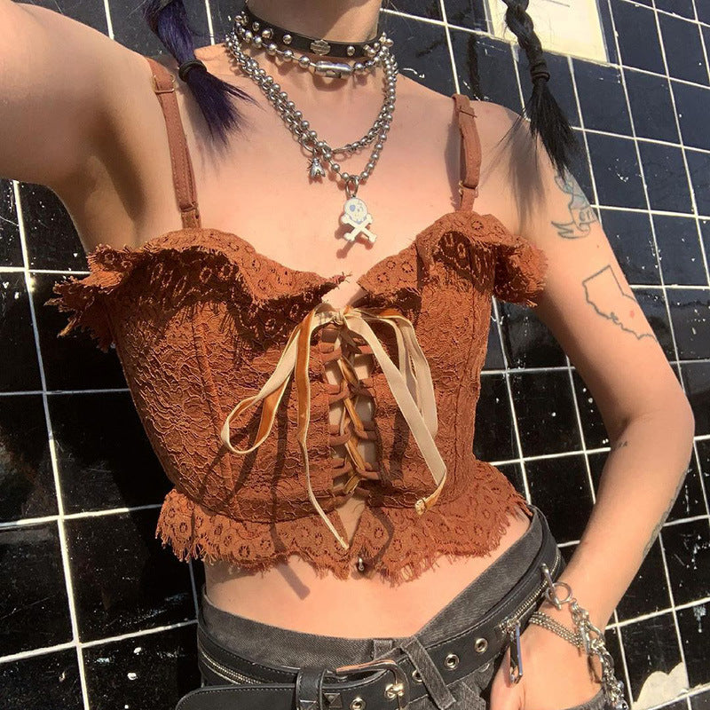 Chaleco con correa en el pecho con volantes de encaje