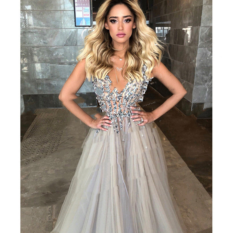 Robe de soirée d'anniversaire pour hôte de banquet gris diamant