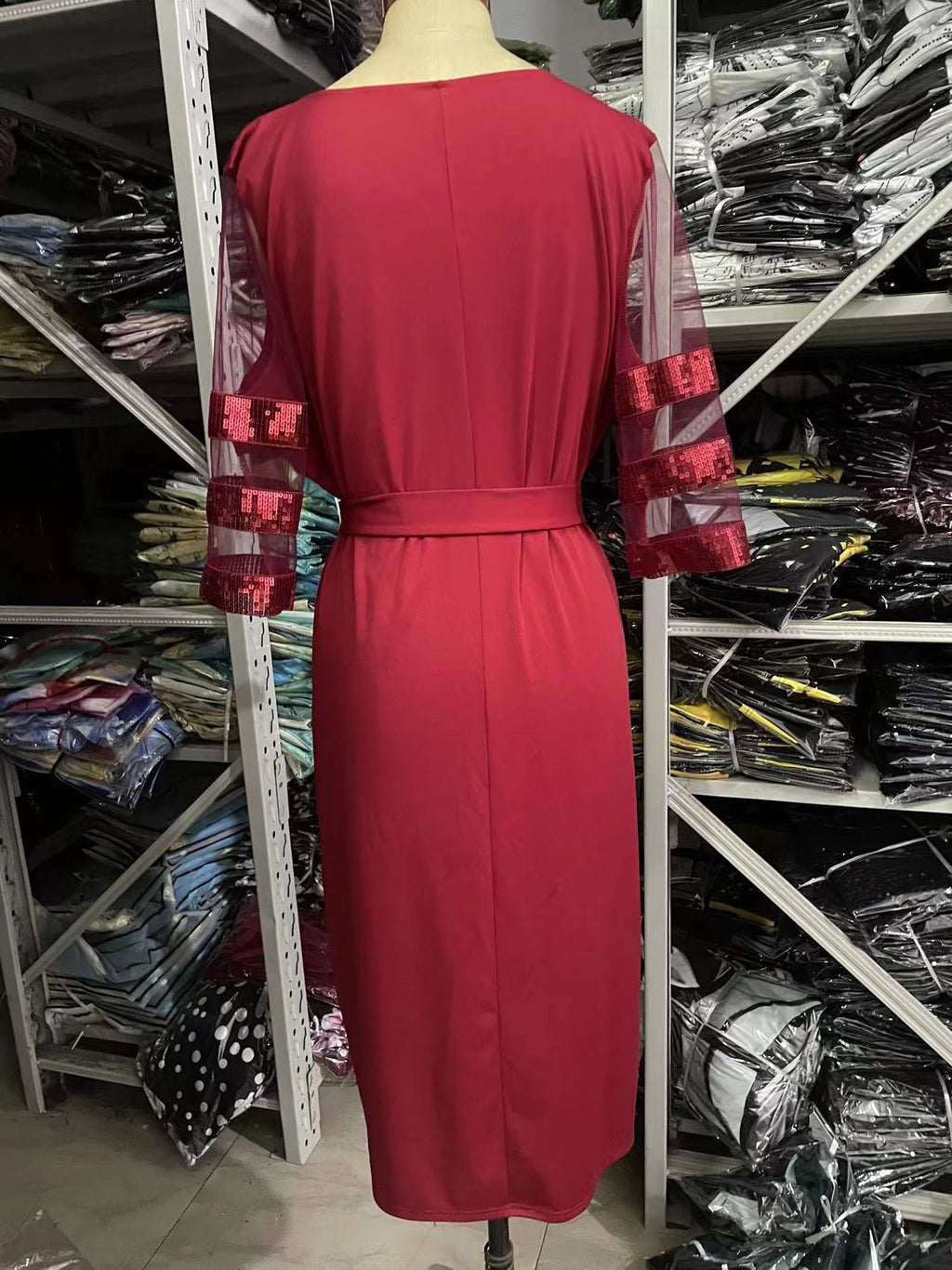 Nouvelle robe pour femme taille plus en maille à sequins